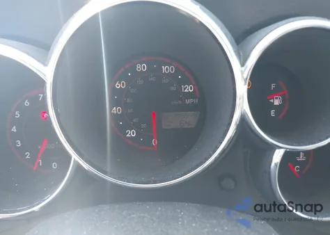 2008 Pontiac Vibe z USA, uszkodzony, nr VIN 5Y2SL65888Z414863